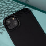 Satin case for Samsung Galaxy S21 FE black - Image 9