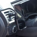 Maxlife car holder for air vent MXCH-08 automatic with wireless charging black 15W - Image 6