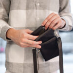 Casual phone bag black - Image 12