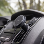 Forever car holder for air vent MACH-200 magnetic with wireless charging black 15W - Image 4