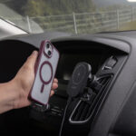 Maxlife car holder for air vent MXCH-16 magnetic with wireless charging black 15W - Image 7