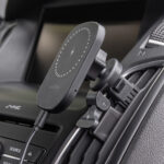Maxlife car holder for air vent MXCH-16 magnetic with wireless charging black 15W - Image 8