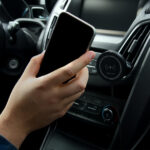 Forever car holder for air vent MACH-300 magnetic with wireless charging black Qi2 15W - Image 8