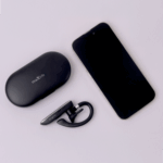 Maxlife Bluetooth headset MXBH-01 with charging case - Image 8